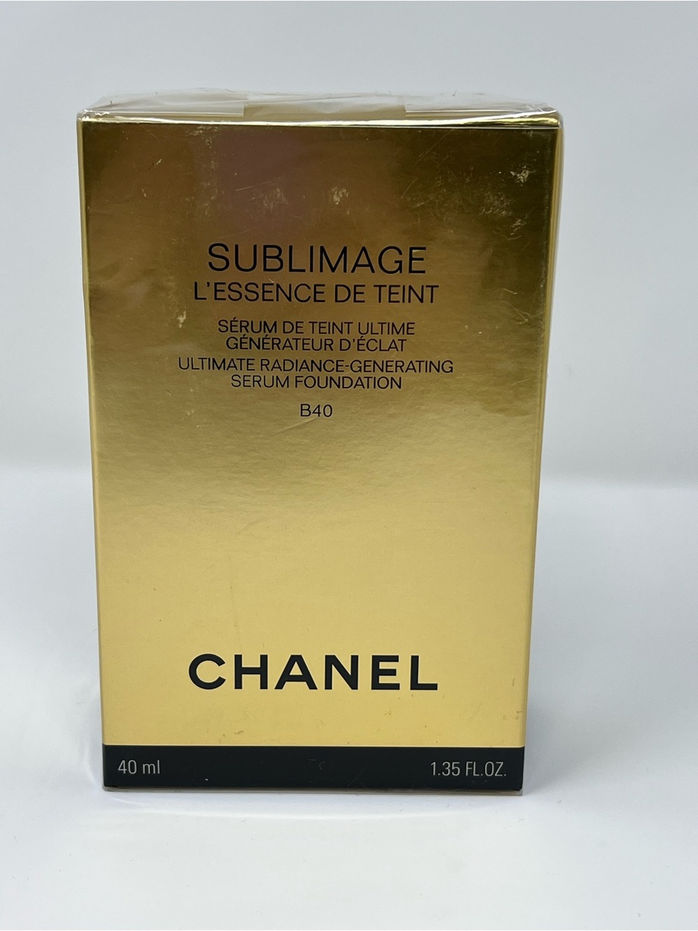 CHANEL Sublimage L’Essence de Teint Ultimate Serum Foundation, shade B40, 40 mL